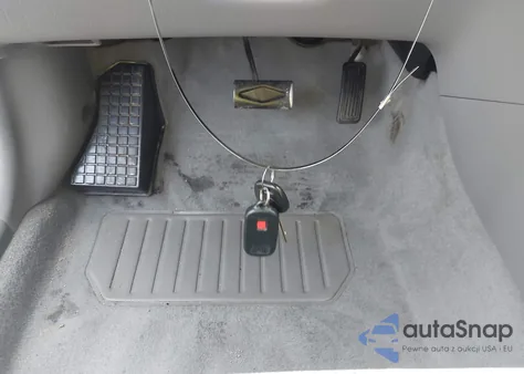 2006 Toyota Corolla Le z USA, uszkodzony, nr VIN 2T1BR32E66C633738